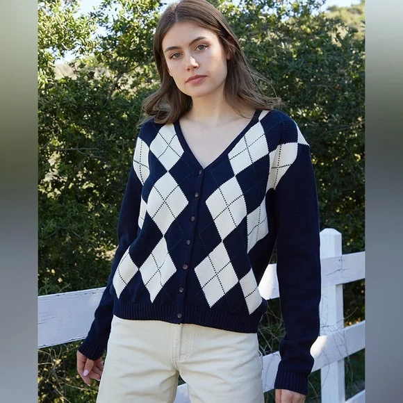 Brandy Melville Sweaters John Galt Navy White Elizabeth Argyle